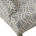 Sillón geométrico Ash Gray con reposabrazos curvos