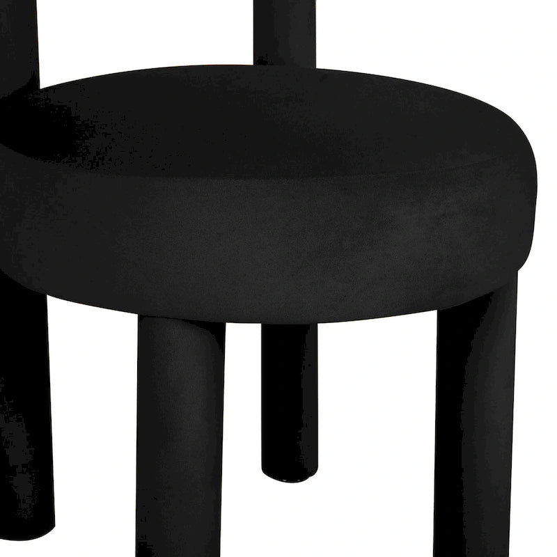 Silla de comedor tapizada en terciopelo