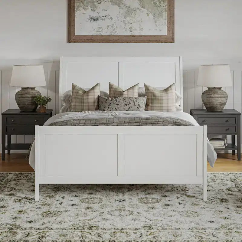 Cama de plataforma de perfil bajo de madera maciza Portland con piecera a juego