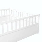Estructura de cama infantil de madera para el suelo con barandillas de seguridad