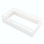 Estructura de cama infantil de madera para el suelo con barandillas de seguridad