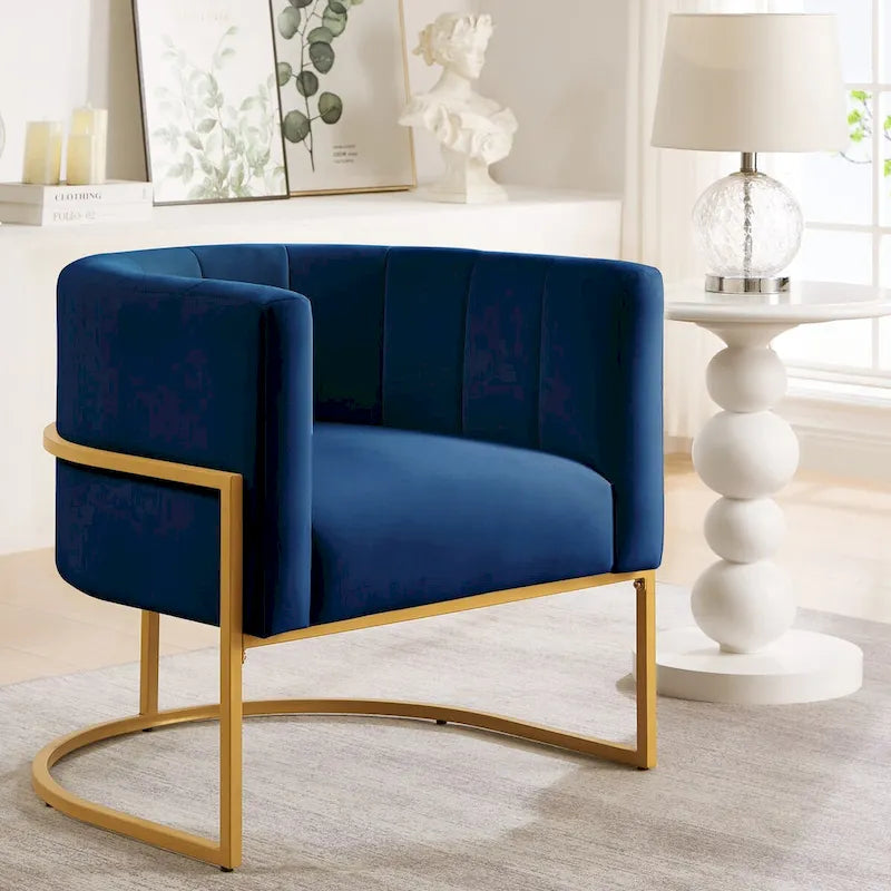 Sillón Acentual de Terciopelo con Respaldo Curvo y Base Metálica