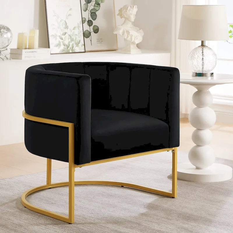 Sillón Acentual de Terciopelo con Respaldo Curvo y Base Metálica